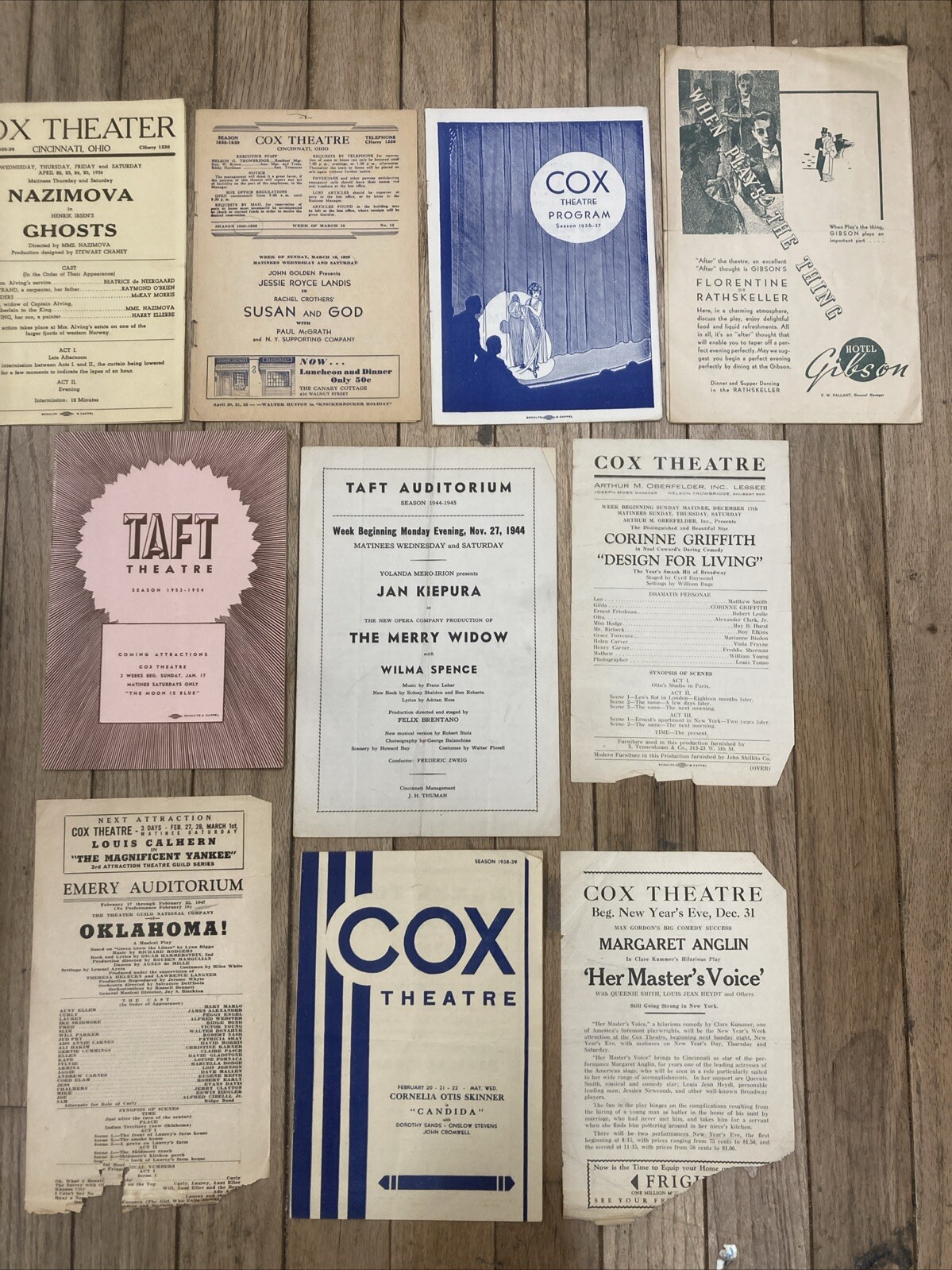 Lot VTG programs CINCINNATI TAFT Theatre & COX Theater