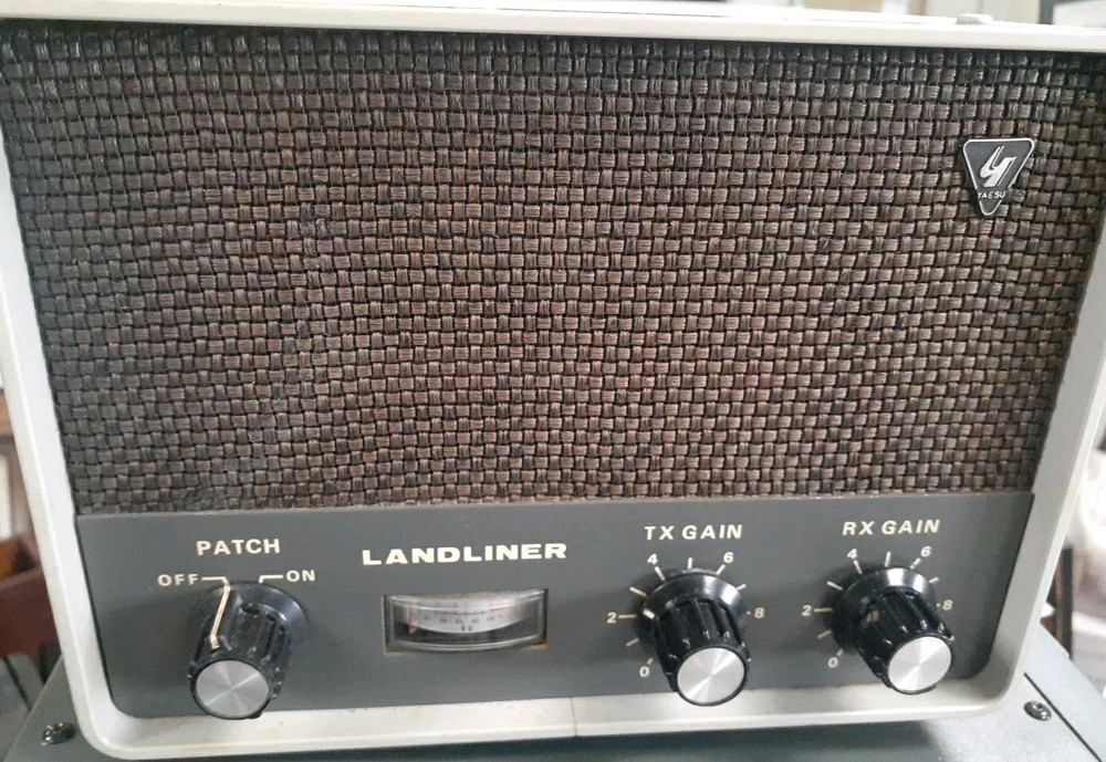 VINTAGE Yaesu Landliner Untested. Ft101- Estate OT