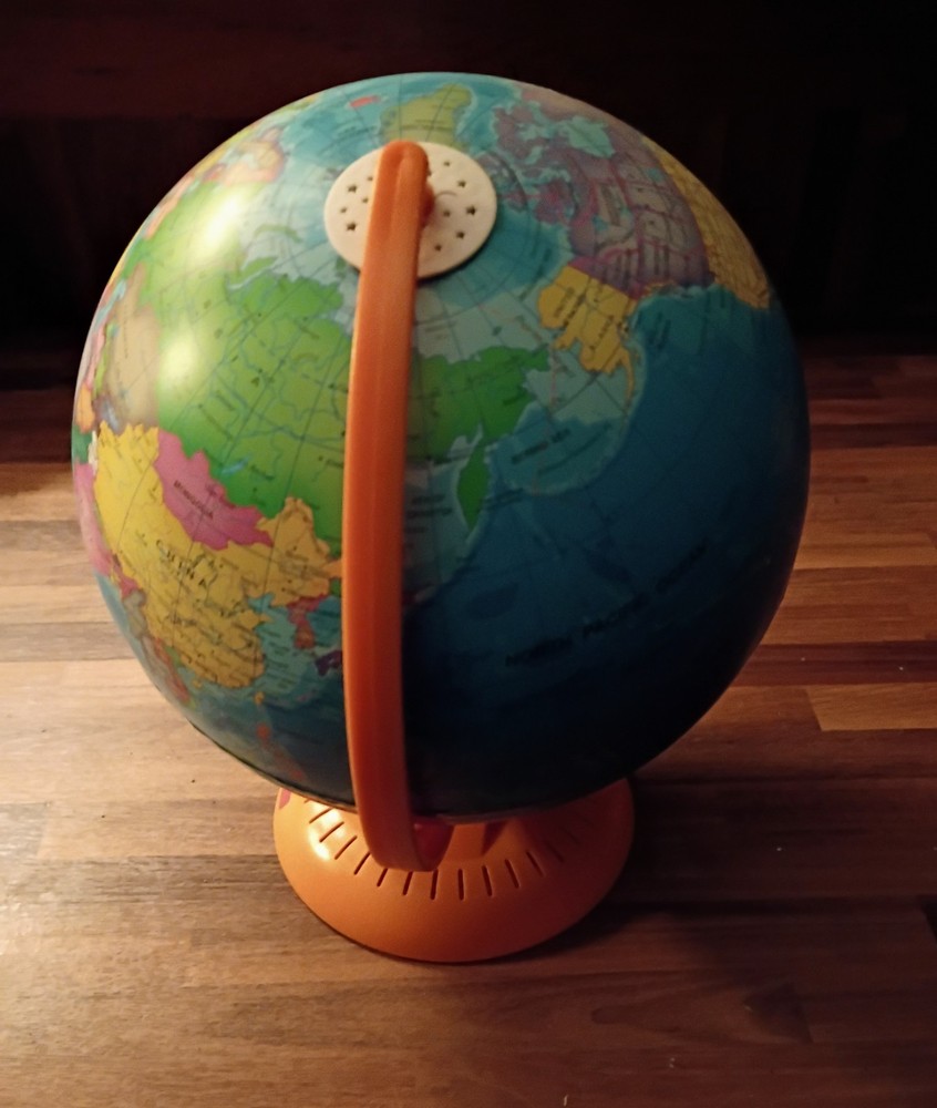 Little Experimenter Constilations & Ceiling Projector World Globe Night Light
