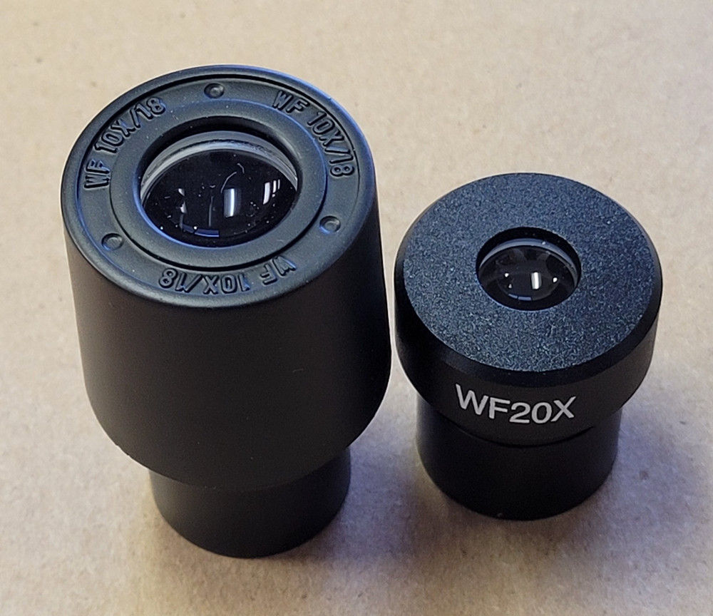 MONOCULAR MICROSCOPE WITH 3 OBJECTIVES 4X 10X 40X