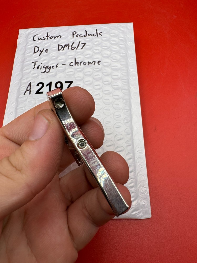 Custom products Dye DM6/7 Trigger-Chrome