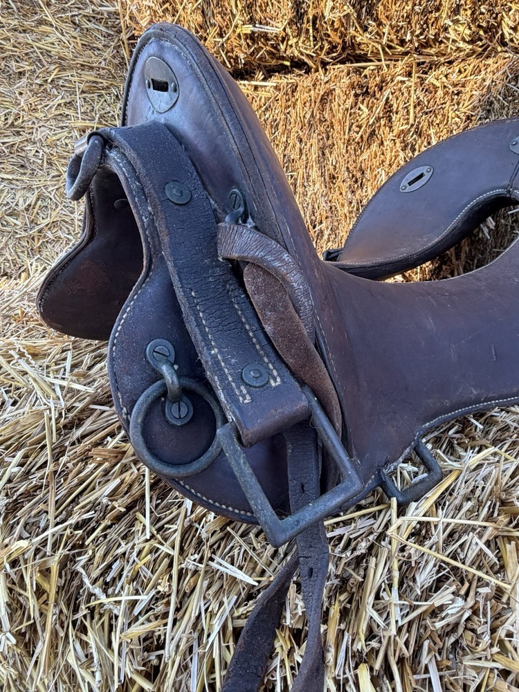 U.S. Military McClellan Saddle – Contractor Made – VF Marked
