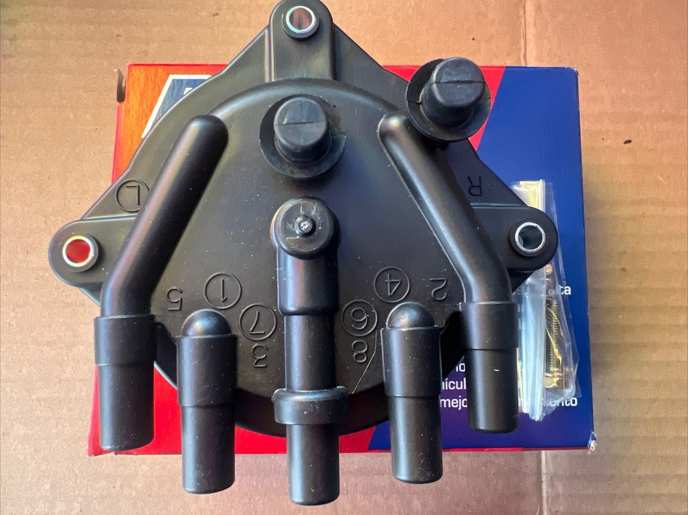 JD938 Distributor Cap New