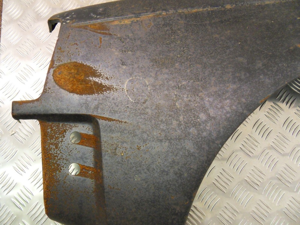 Renault 14 facelift Front left wing panel without indicator hole1979 to 1983 NOS