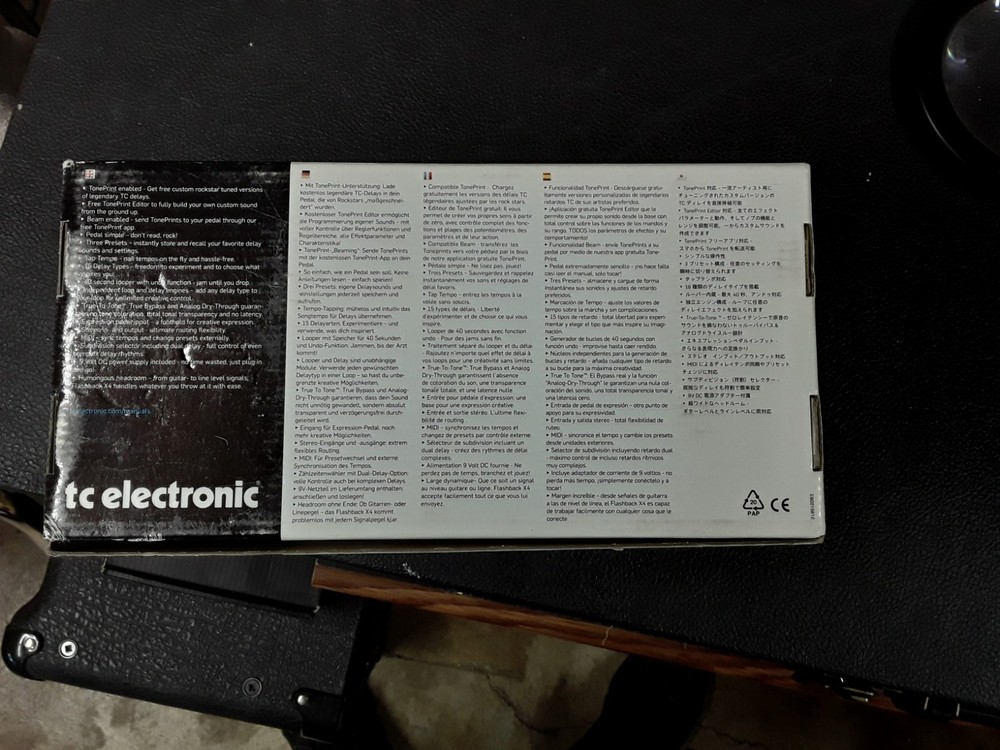 TC Electronic Flashback X4 Looper Guitar Effect Pedal