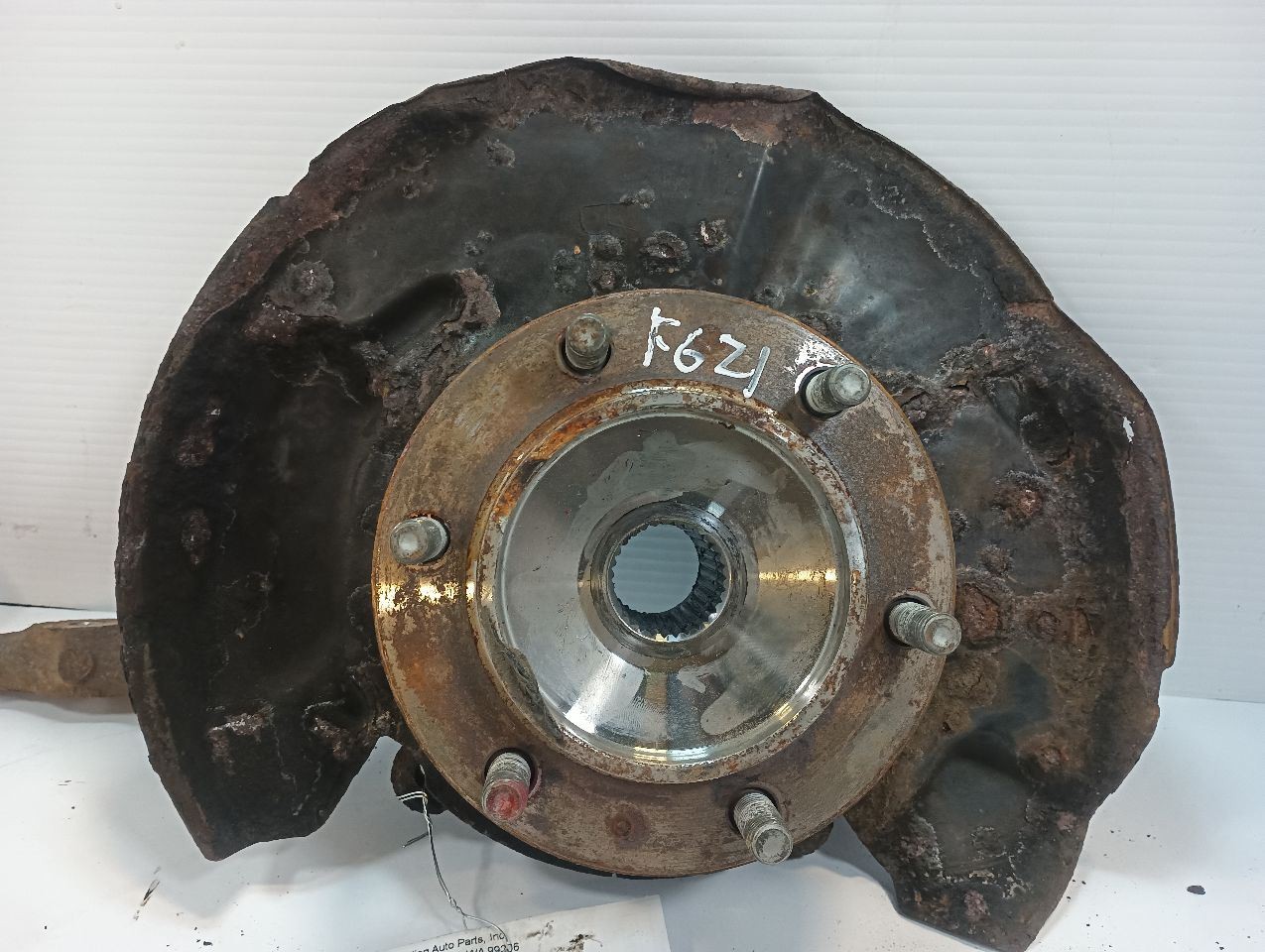 Front Passenger Right Spindle/Knuckle w/Hub from 2006 Toyota Tacoma 12786468