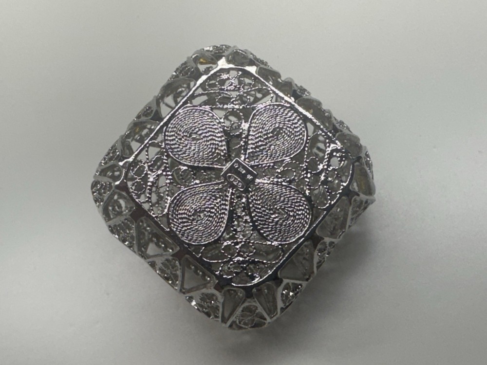 sterling silver 925 filigree square shape pill box
