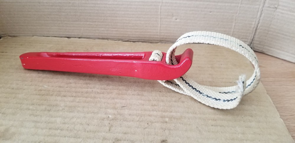 Vintage 7" Red Strap Wrench , VGC