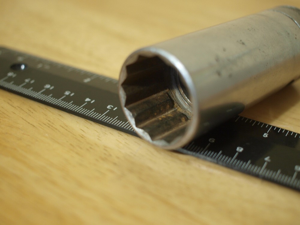 Vintage S-K 40832 1/2" Drive 1" 12pt Deep Socket