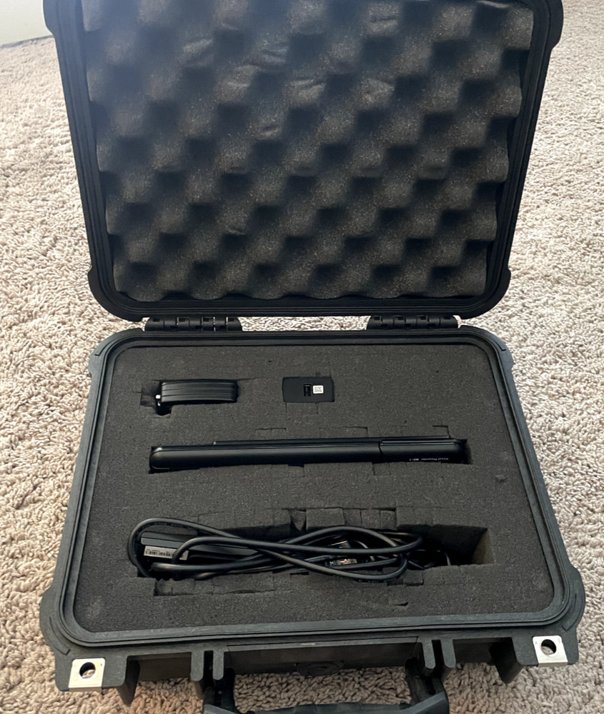 Elmo MX-1 Visual Presenter w/Pelican Case, P4K Document Camera W/extender, Elo