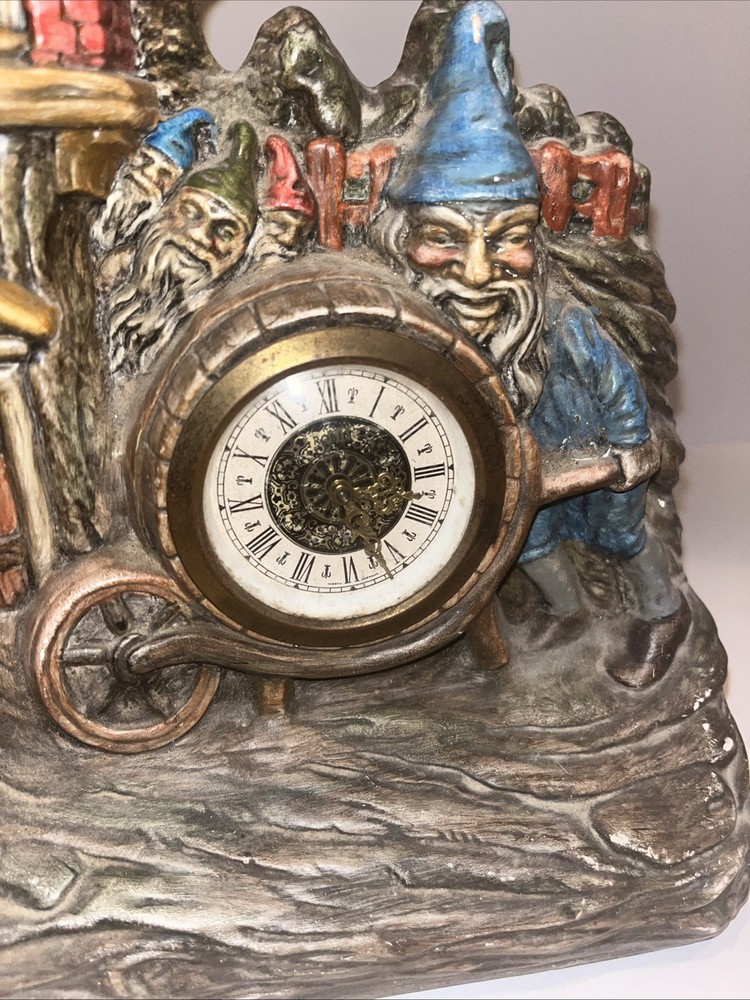 VINTAGE GNOME IN TREEHOUSE CLOCK GERMANY CERAMIC