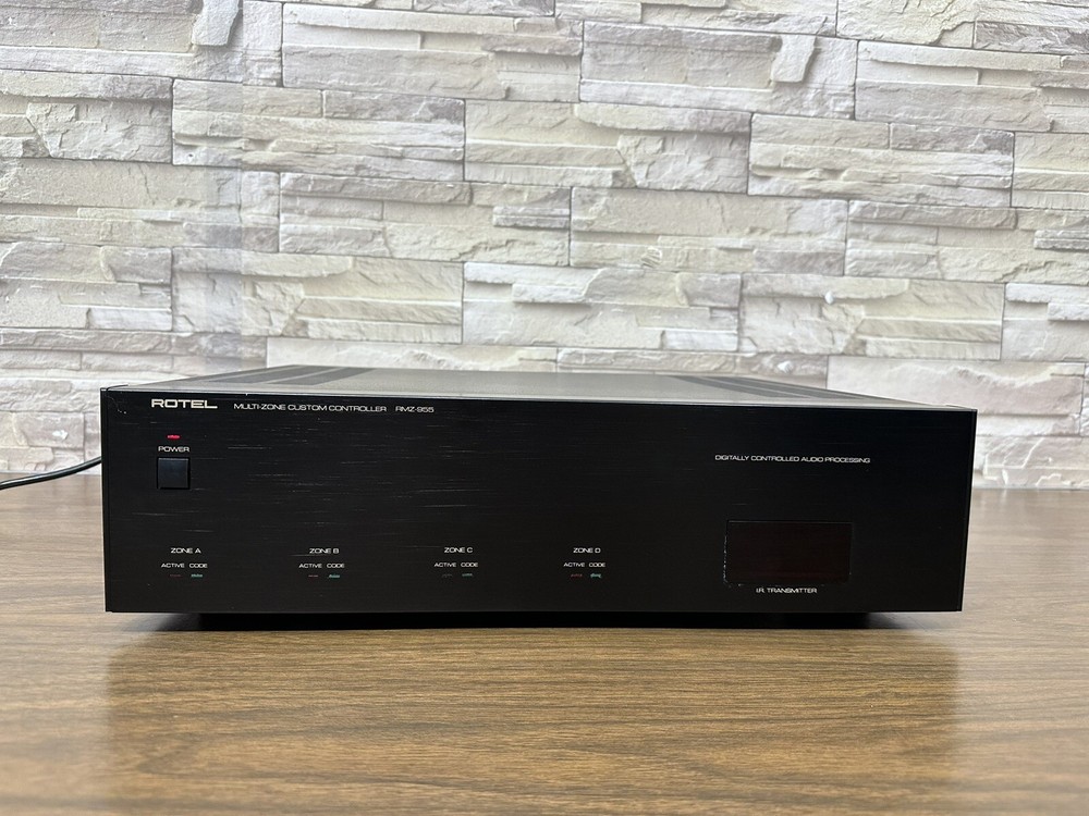 Rotel RMZ-955 Multi-Zone Custom Controller / Multi Room Amplifier Great Cond