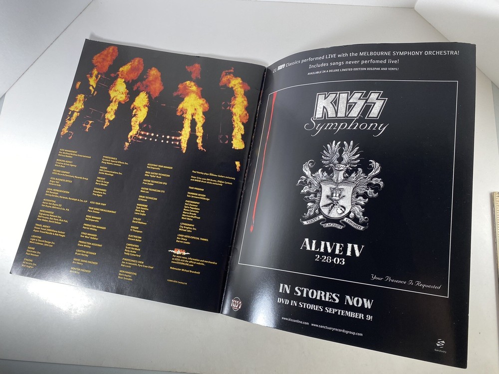 KISS World Domination 2003-2004 Tour Book Program Vintage Original Collectible