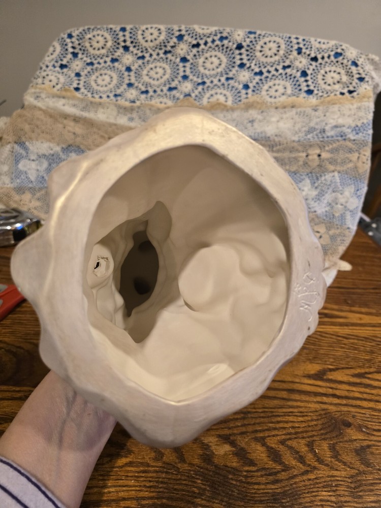 Vintage 1986 Easter Bunny Rabbit Mama With Babies 12" Ceramic Mold Form