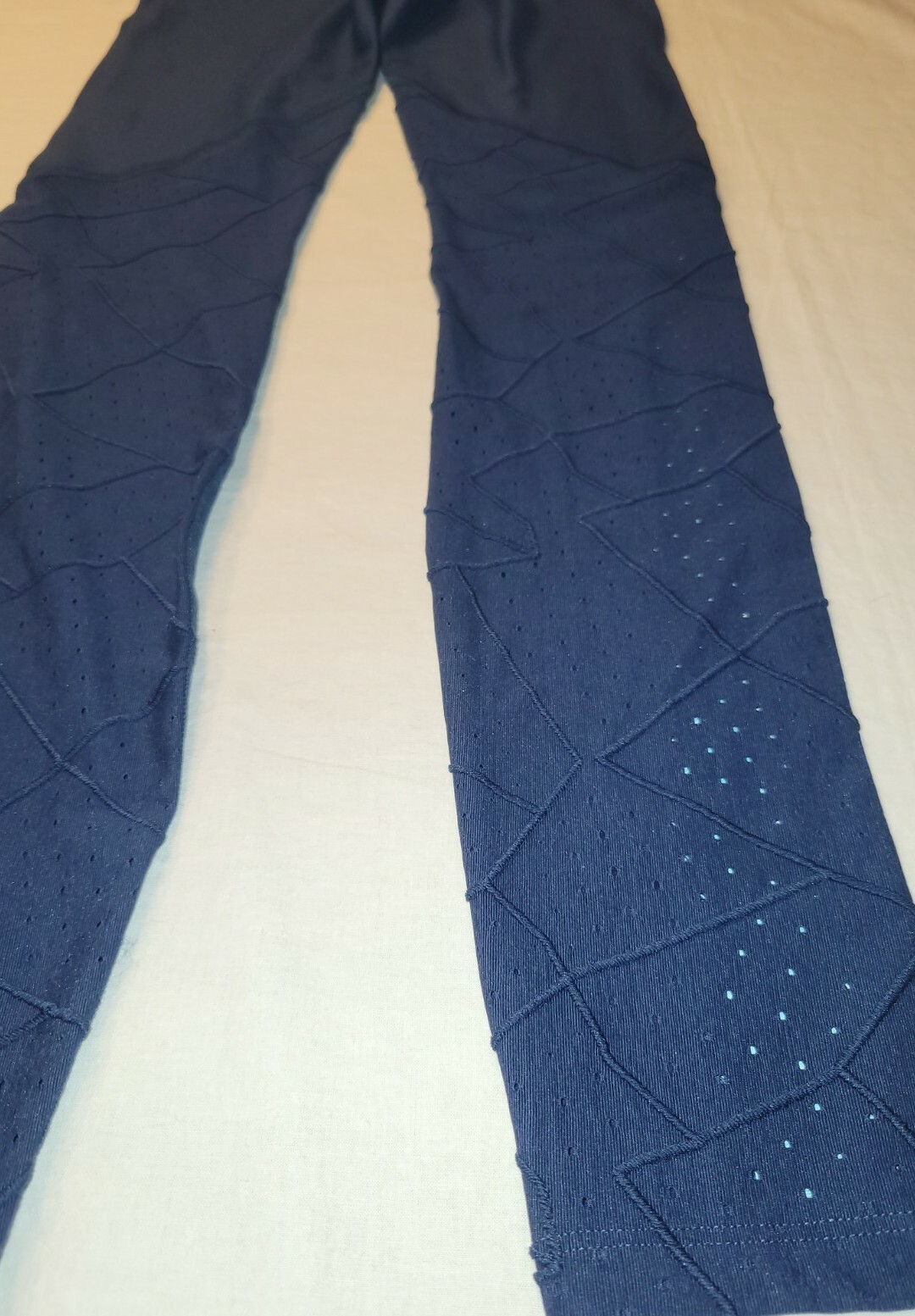 Under Armour Women's Compression Leggings Academy Mileage Raised Thread XS Blue