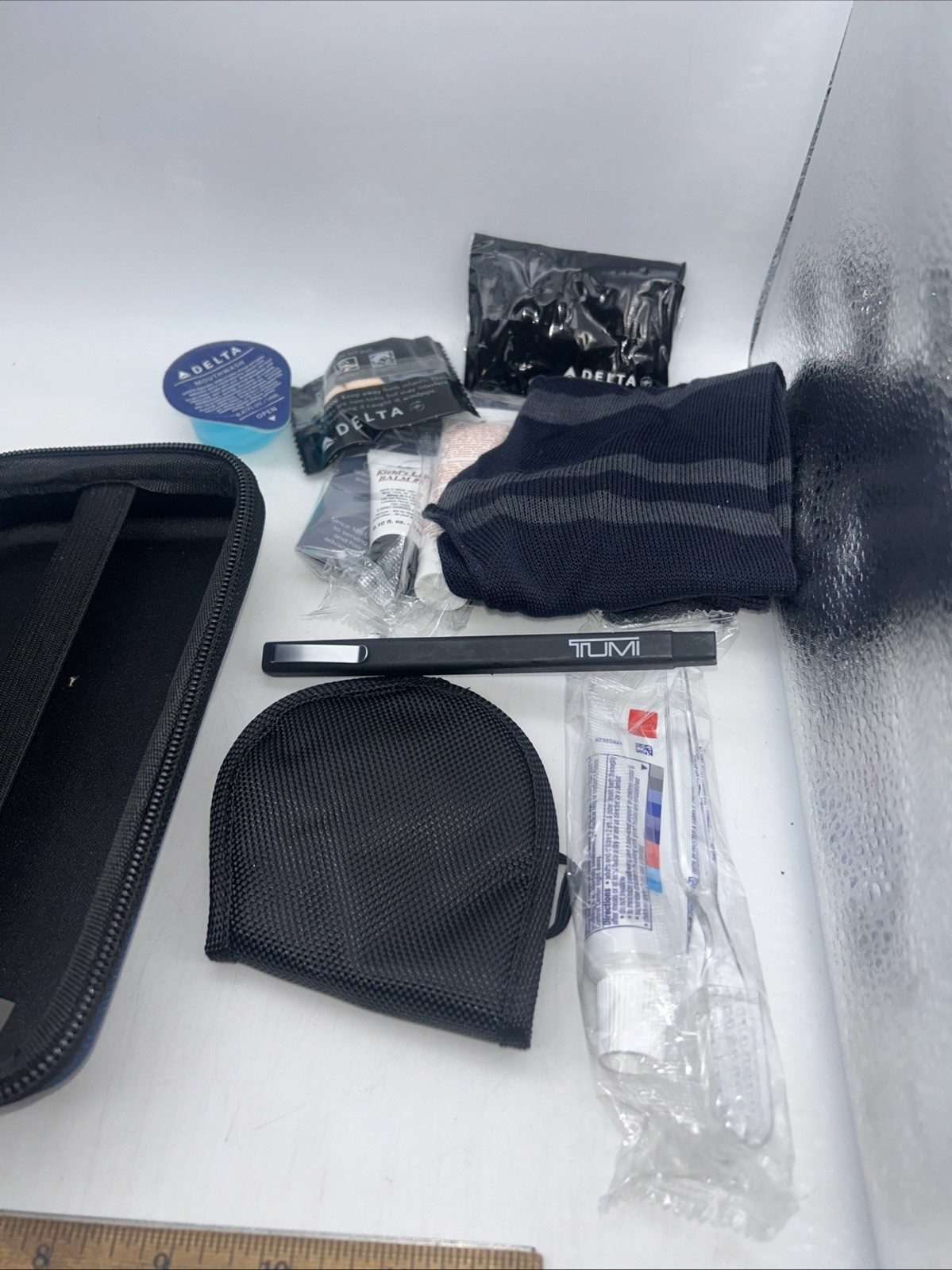 Tumi for Delta Amenity Zip Around Toiletry Kit Case Navy Blue