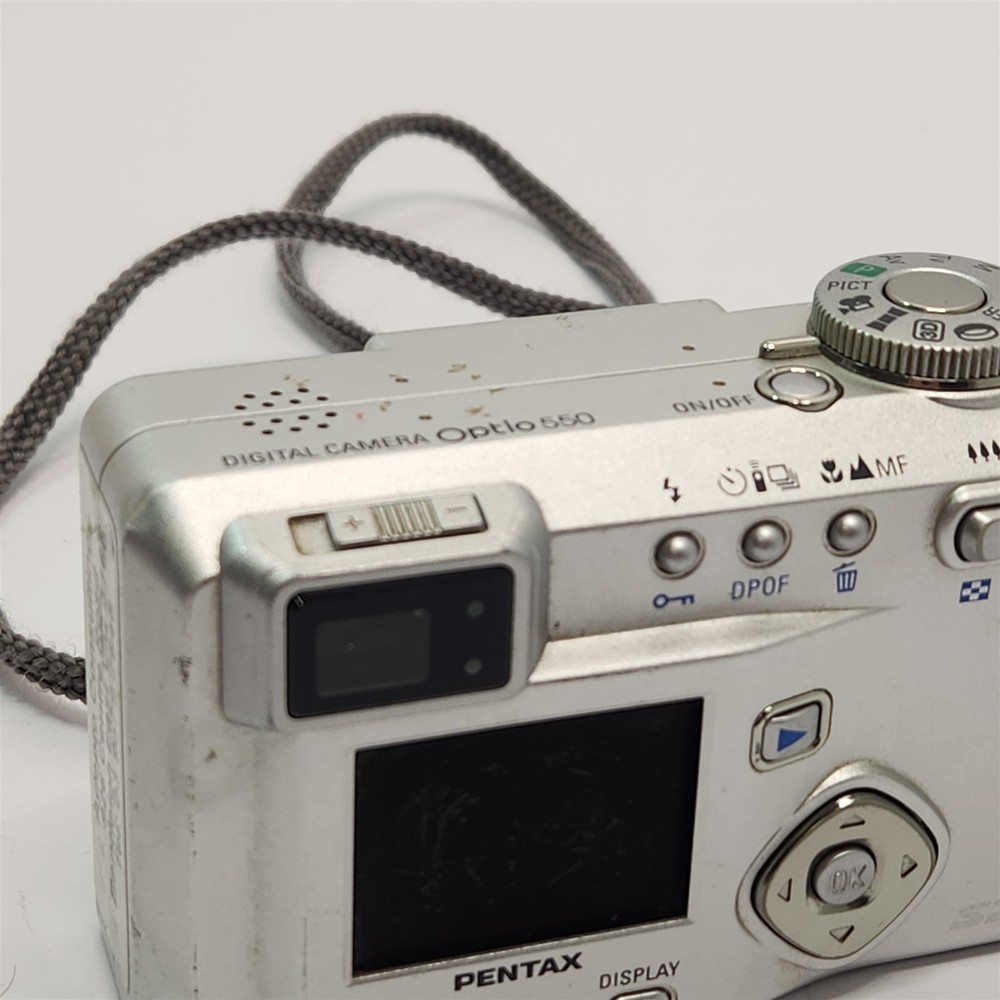Pentax Optio 550 5.0 Megapixels Digital Camera