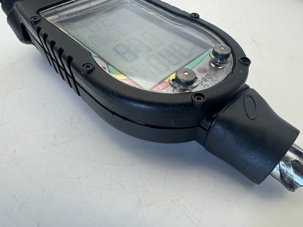 Clean Oceanic Pro Plus 2 Scuba Dive Computer, Quick Disconnect, New Battery