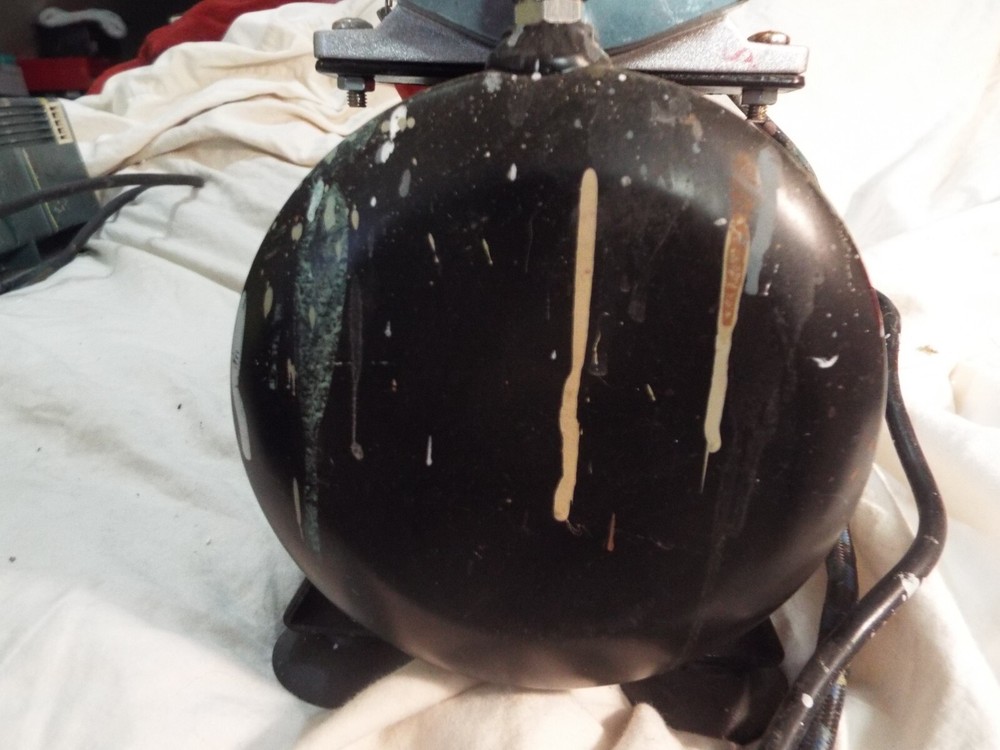 Unbranded Air Pump