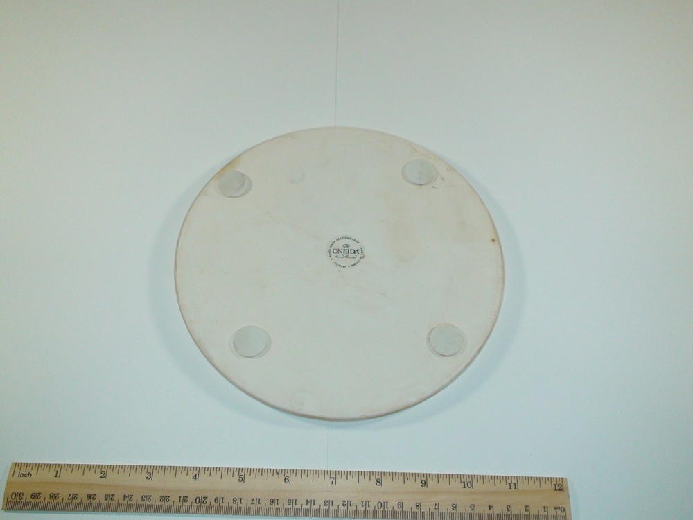 Oneida Veneto Grape Hand Painted 8" Round Trivet