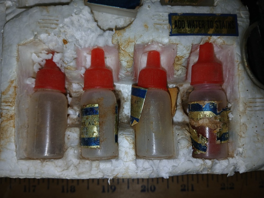 Tasco Microscope Kit Model 9876 - Used