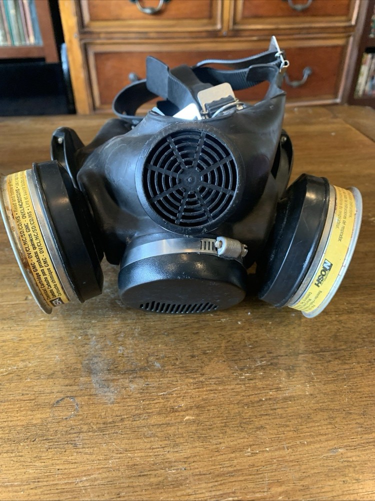 MSA M3C2 Gas Mask Size Medium