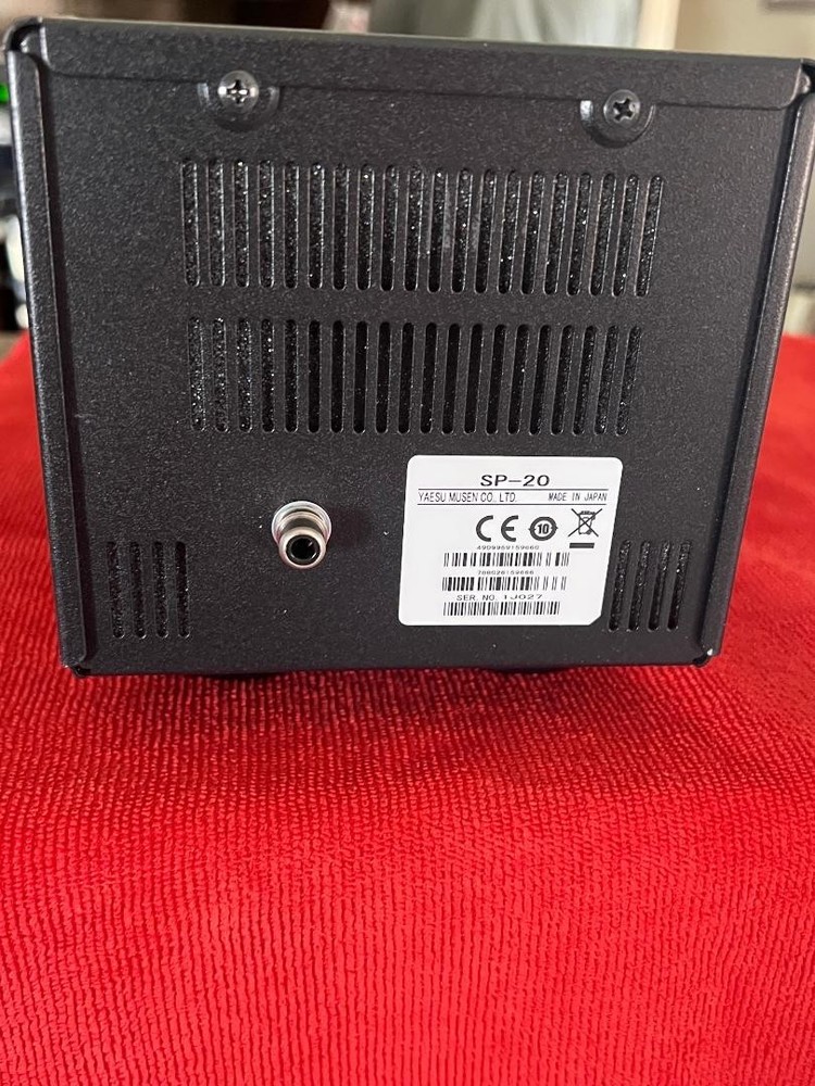 YAESU SP-20 SPEAKER!! **LOOK**