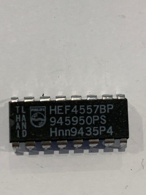 HEF4557BP  IC