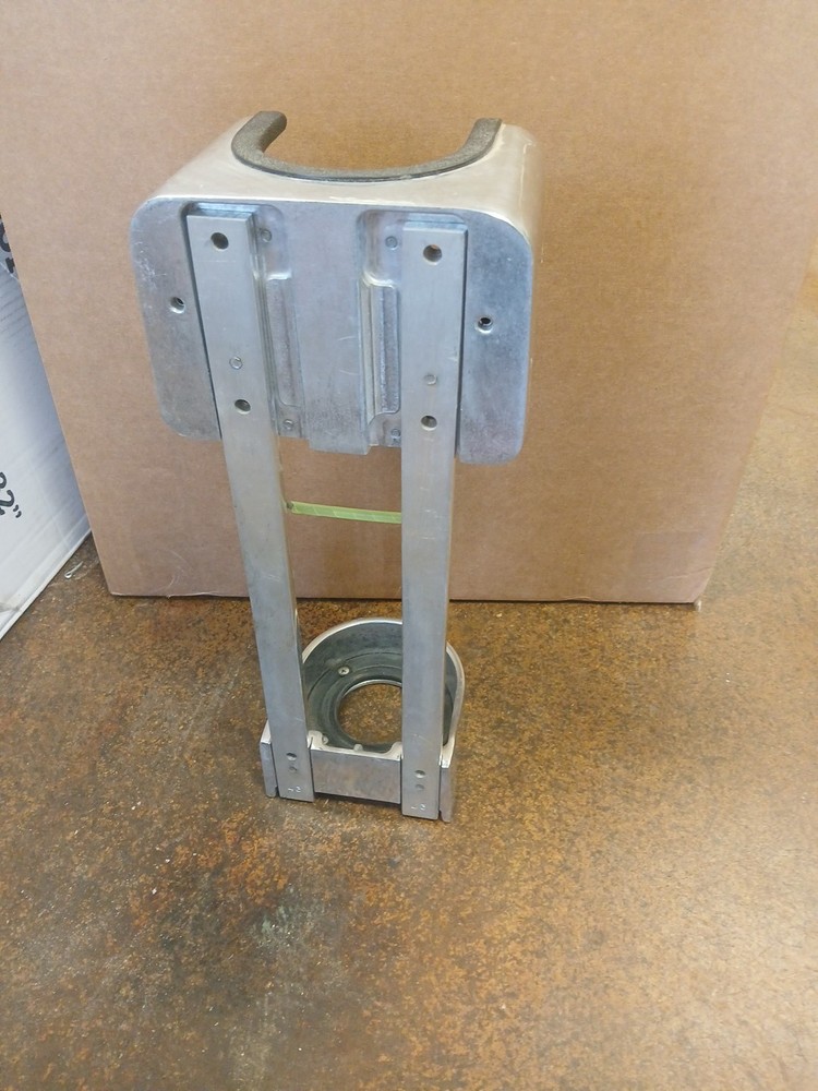 CPI 0C0016 Spring Loaded Oxygen Tank Holder