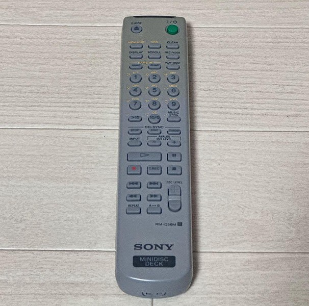 Sony MDS-PC2 MD Deck MiniDisk PLAYER RECORDER DECK with remote control Tested