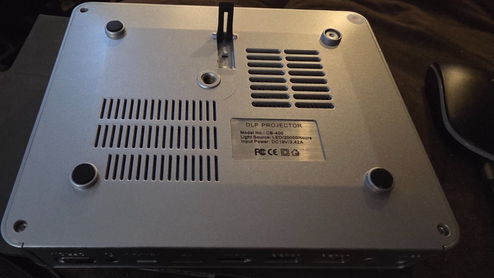Icodis cb400 dlp projector