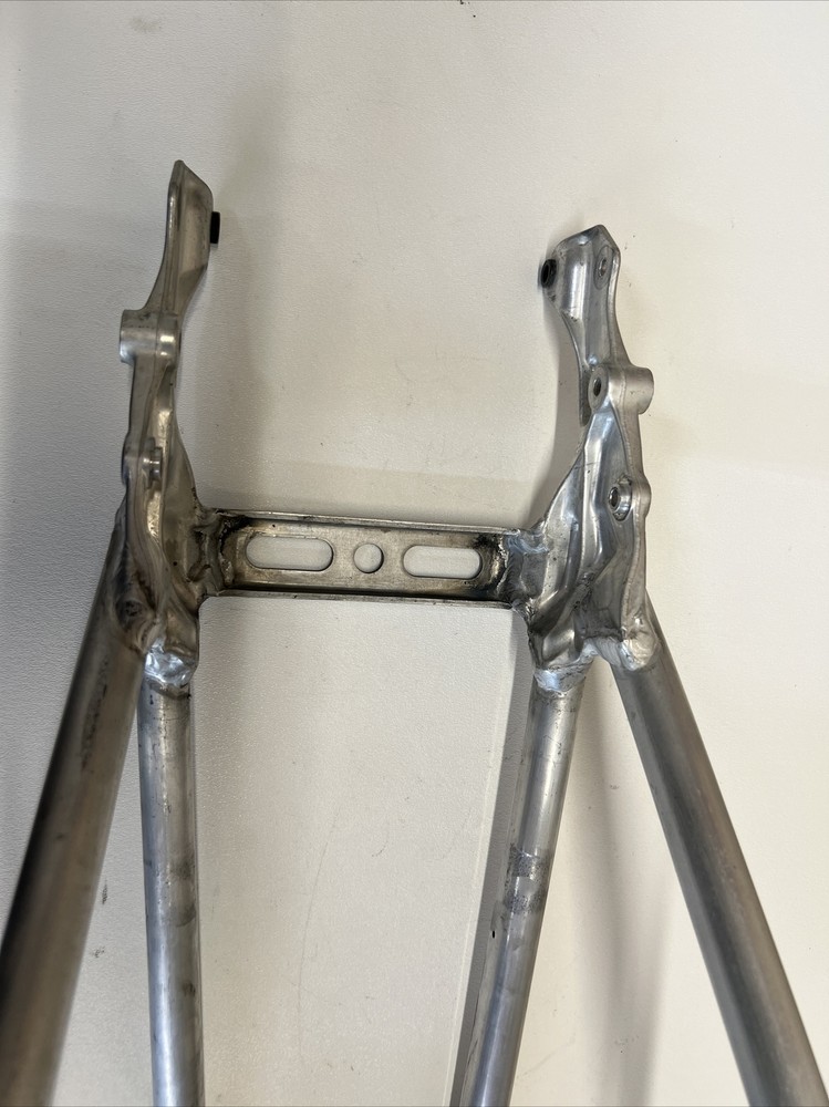 2006 honda crf250r Subframe 3