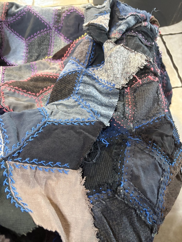 VTG Handmade Tumbling Block Pattern Quilt Baby Blocks Cubework Optical Illusion