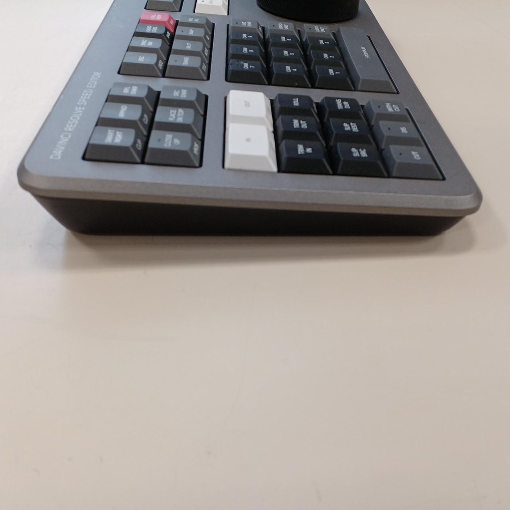 Blackmagic Design DaVinci Resolve Speed Editor Editing Keyboard Console Junk