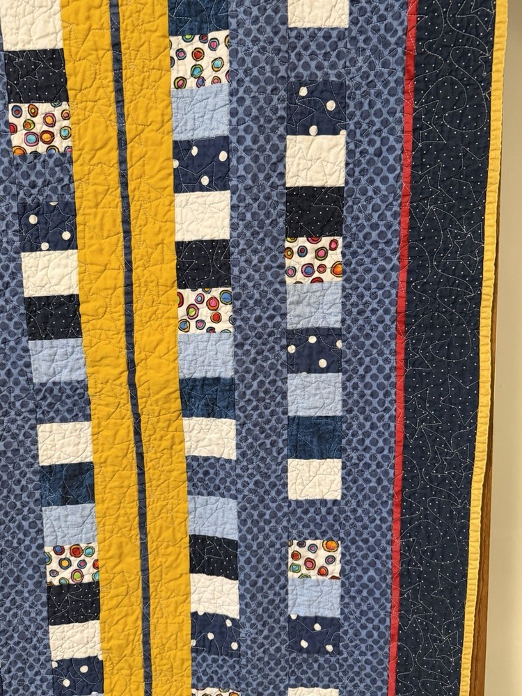 New Patchwork Quilt Throw Blanket Handmade Signed Reversible Stars 58”x42”