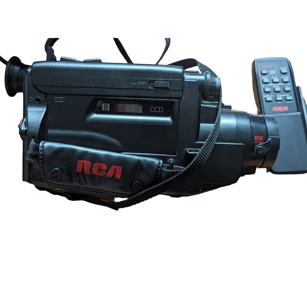 RCA PRO 8 Video Camcorder w/ Case Accessories Remote Extras