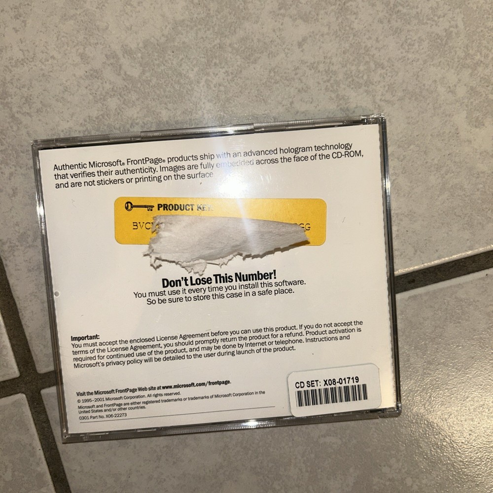 Microsoft Front Page 2002 CD-ROM Software/ Windows Web Site Creation/product Key