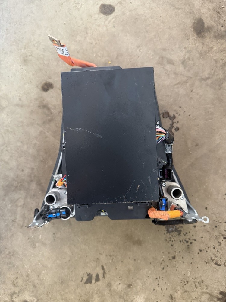 2011-2015 Chevy Volt Main Battery Controller Relay Unit Gen1