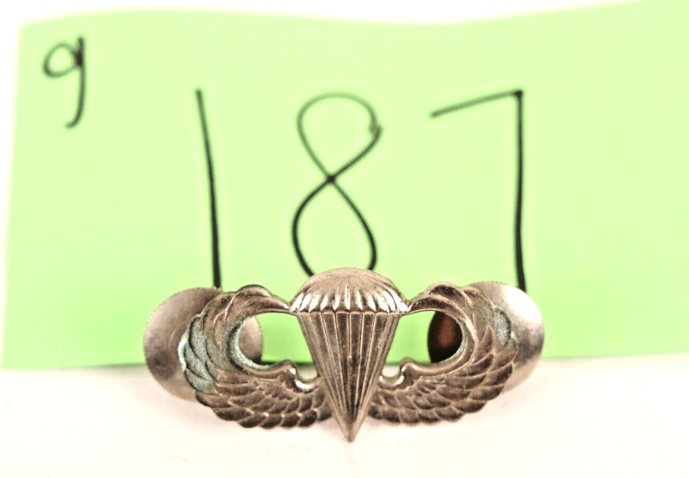 WWII/ Korea Screw Back Jump Wings