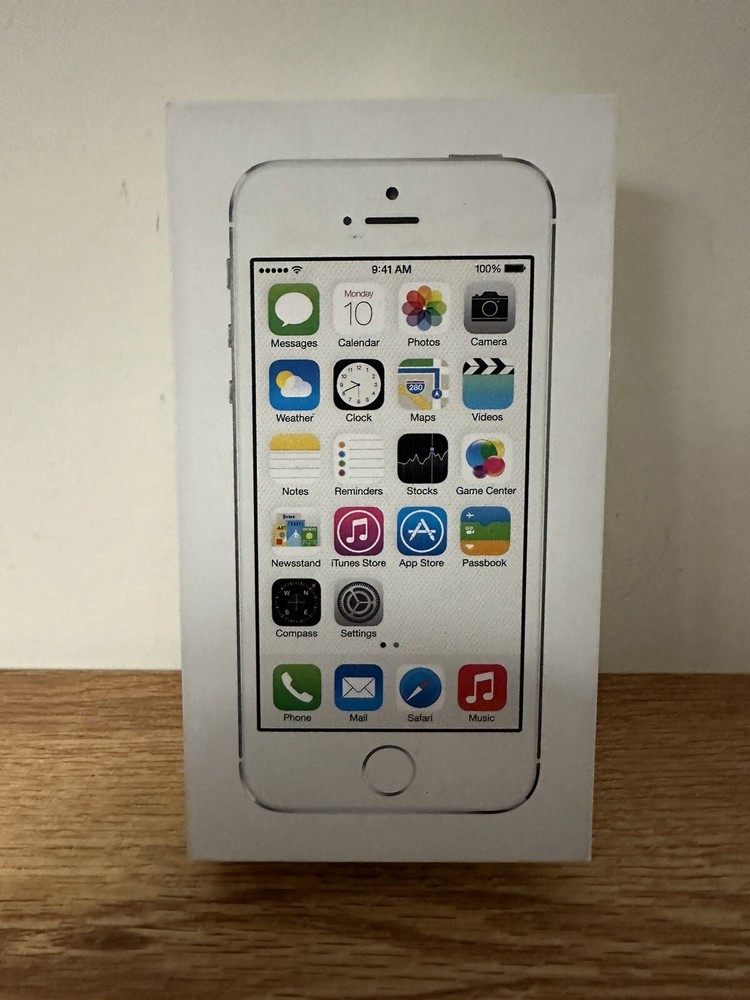 Apple iPhone 5S 32GB Empty Box W/ Inserts