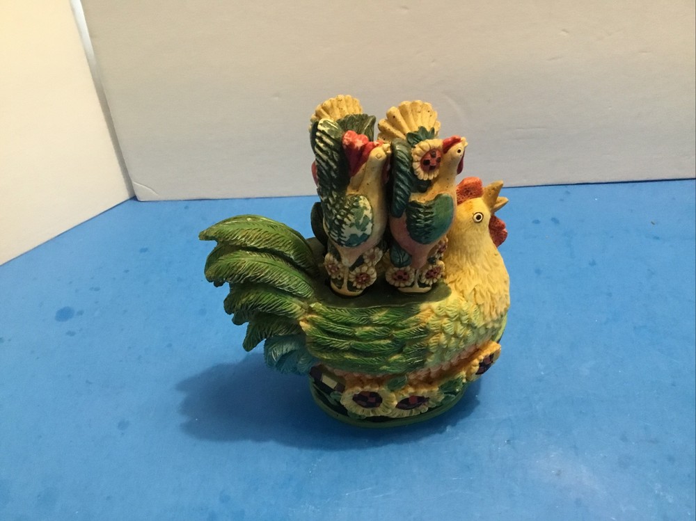 4 Cheese Spreaders Resin Chicken Hen Holder