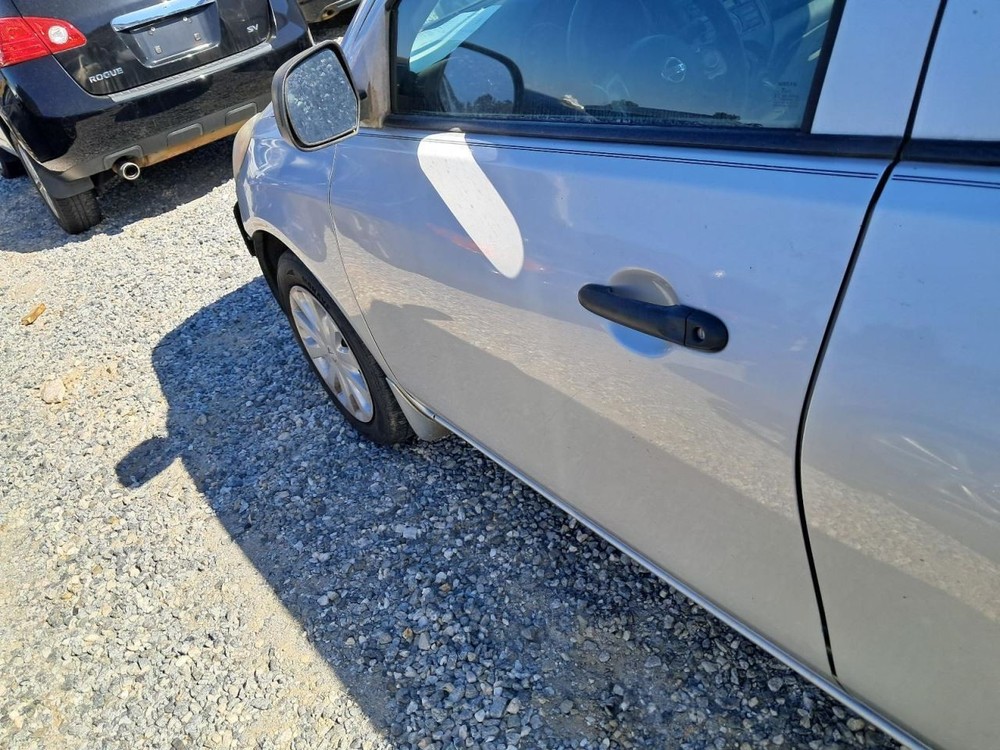 VERSA 2014 Glove Box 4841012