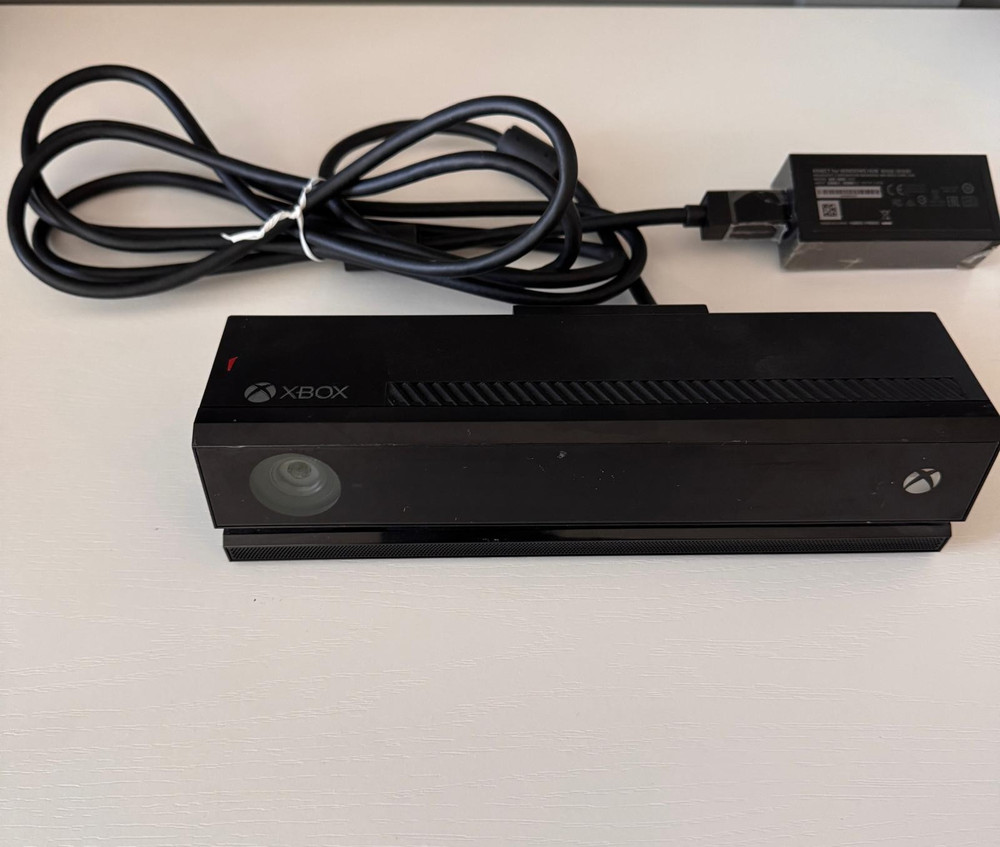 Xbox Kinect Sensor Used Excellent Condition Original Box Xbox Motion Camera