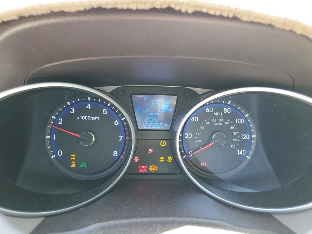 TUCSON 2012 Glove Box 4855037