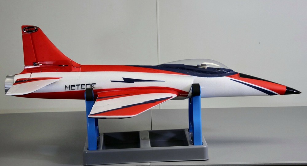 Ernst RC Airplane Stand Red