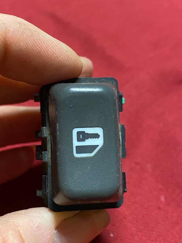 CHEVY / GMC WINDOW LOCK SWITCH