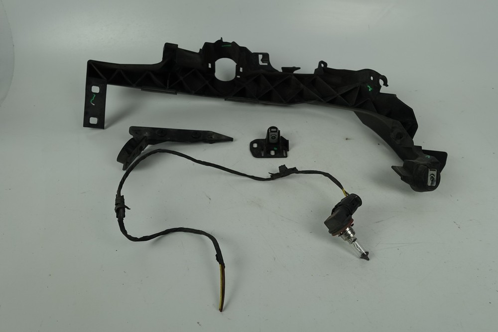 2009-2011 BMW E99 E91 328i 335i LH Left Driver Side Head Light Brackets OEM
