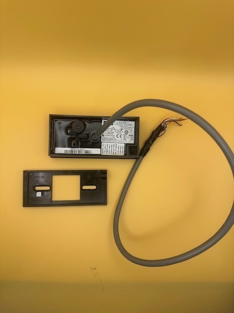 HID iCLASS R10 SMART READER 6100