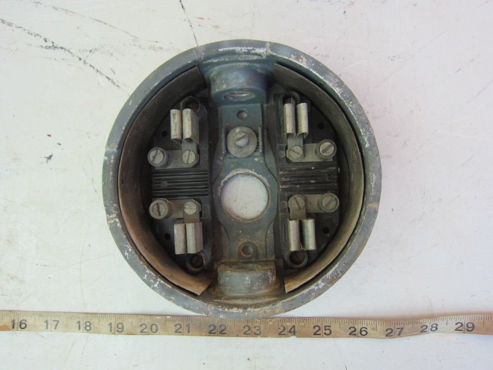2P 100A 240V Vintage Meter Socket, Used