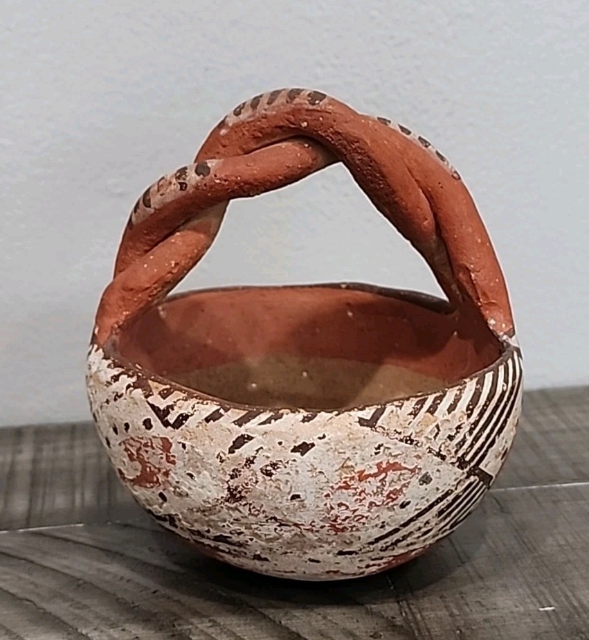 Isleta Pueblo Indian Pottery Bowl With Braided Handle